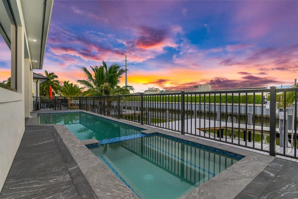 View (from property/room), Balcony/Terrace, Pool view, Swimming pool