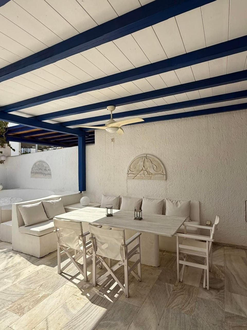 Seating area
