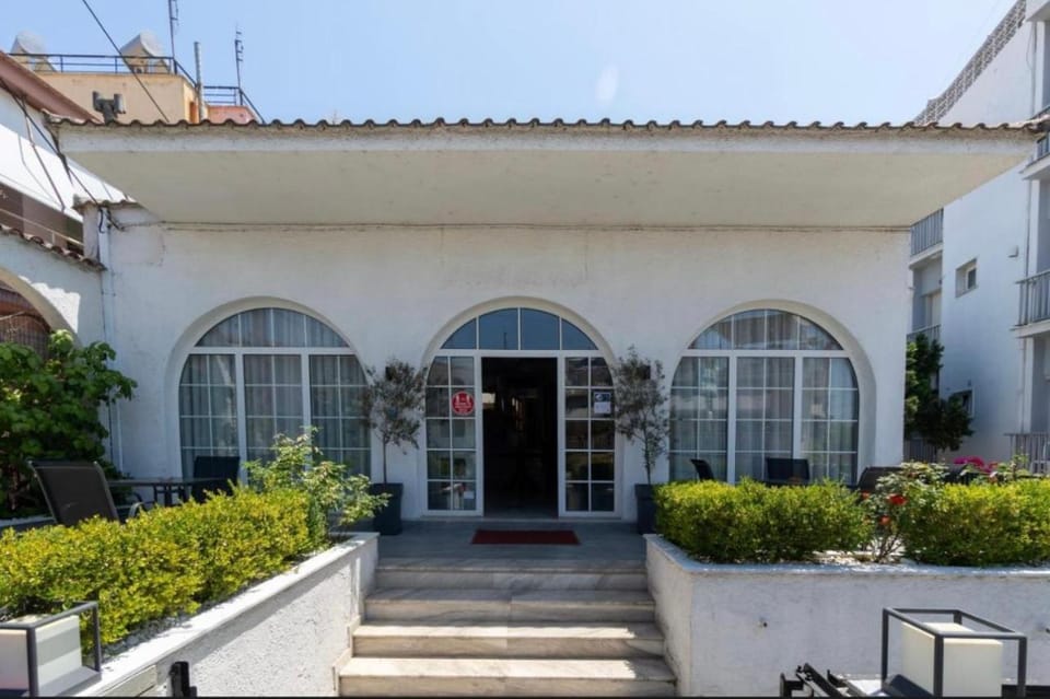 Mironi & Victoria Hotel in Thasos