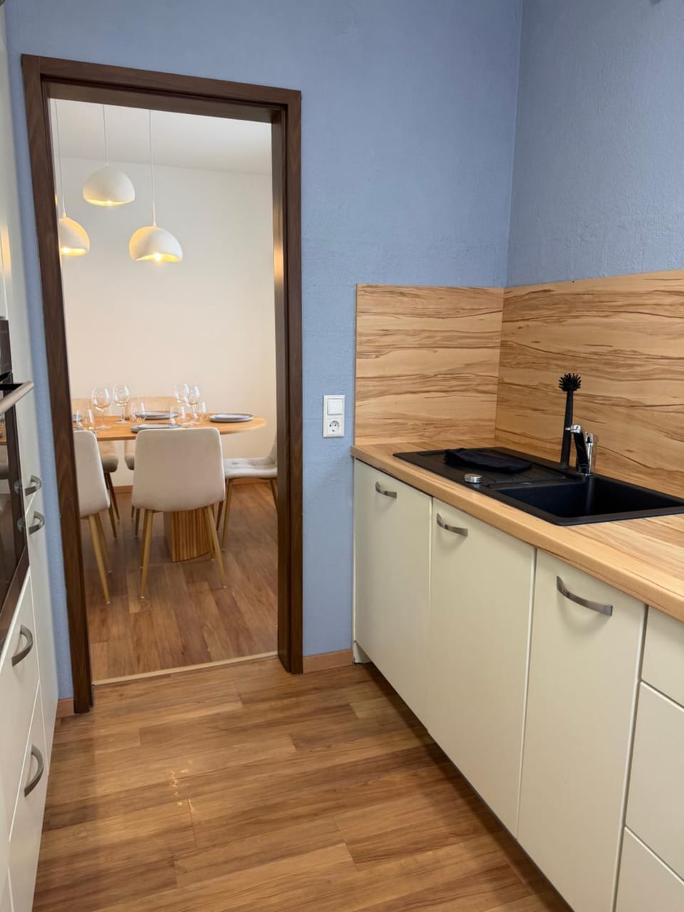 Kitchen or kitchenette, Dining area, kitchen