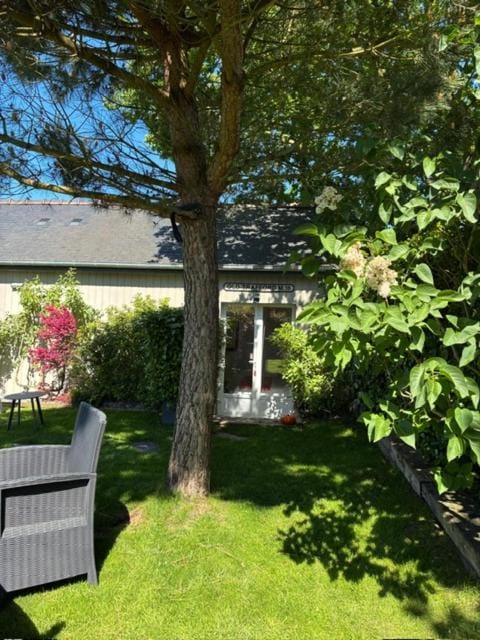 Les Mûres Bed and Breakfast in Dinard