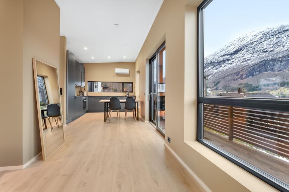 Natural landscape, Dining area, Mountain view