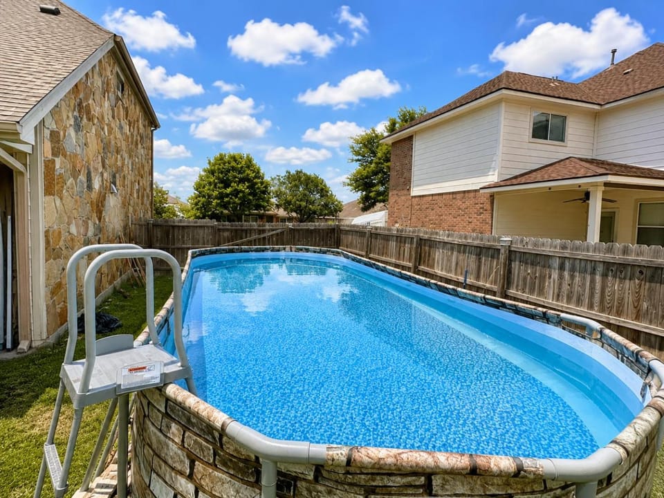 Garden, Swimming pool