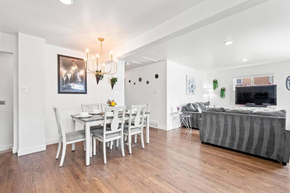 Brightside Bungalow House in Northglenn