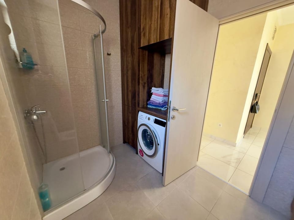 Shower, washing machine