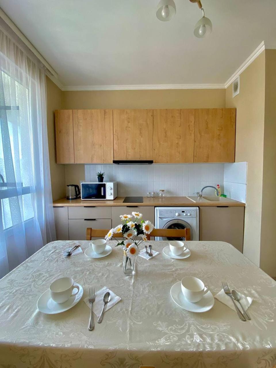 1-комнатная по Турану Apartment in Kazakhstan
