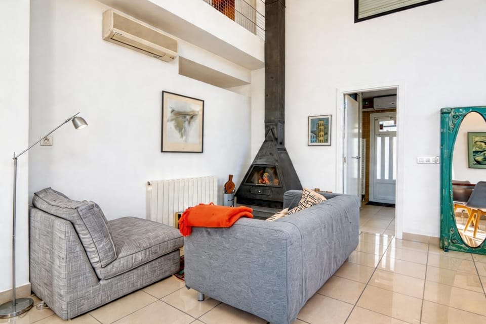 Property building, Living room