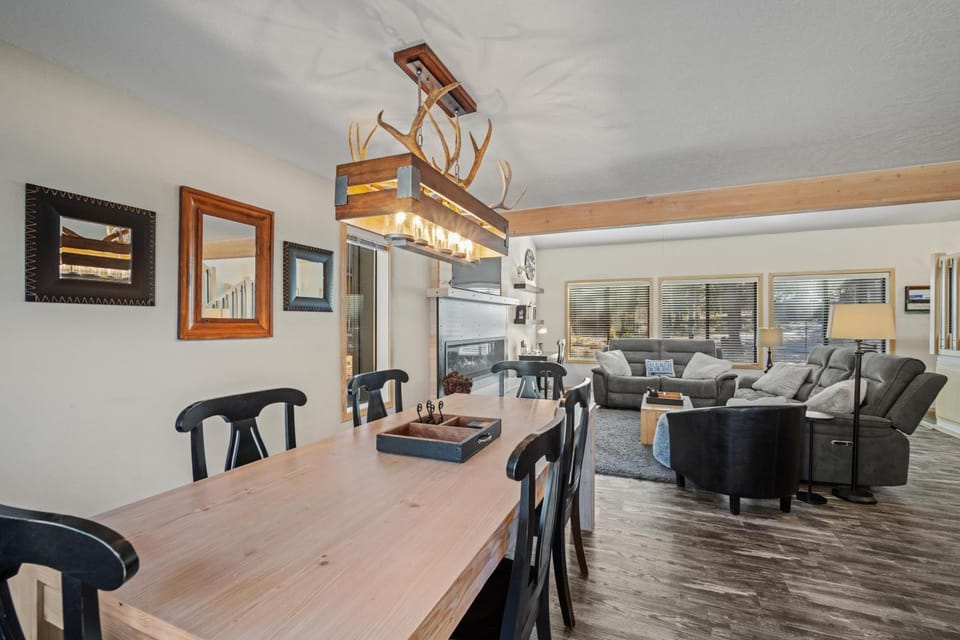 9 Raccoon Lane House in Sunriver