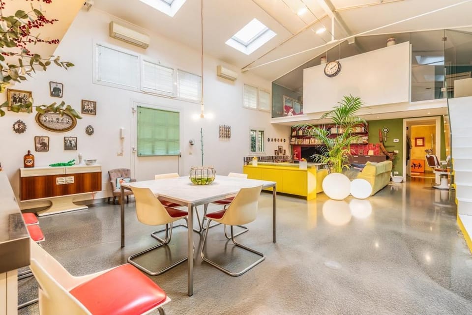 Stunning loft with private court - Navigli district Apartment in Milan
