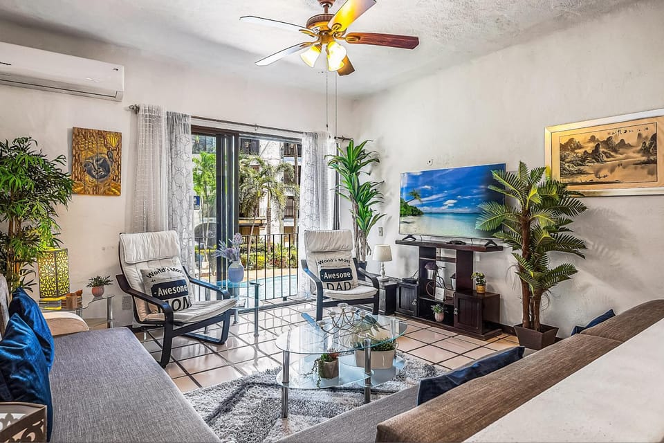 Living room, Seating area