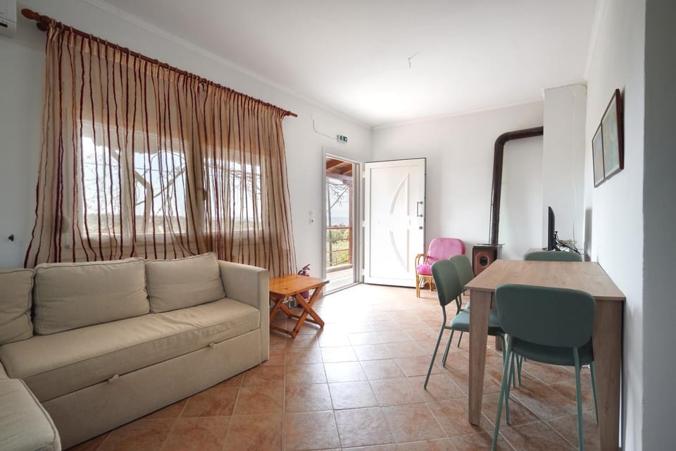 Lydia's House by Golden Host House in Halkidiki
