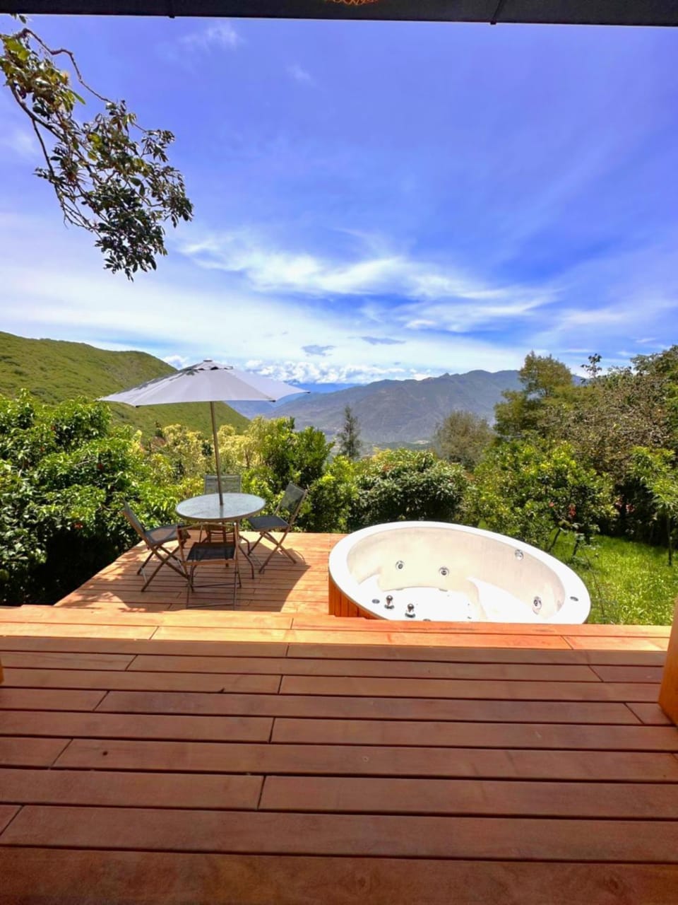Hot Tub, Hot Tub