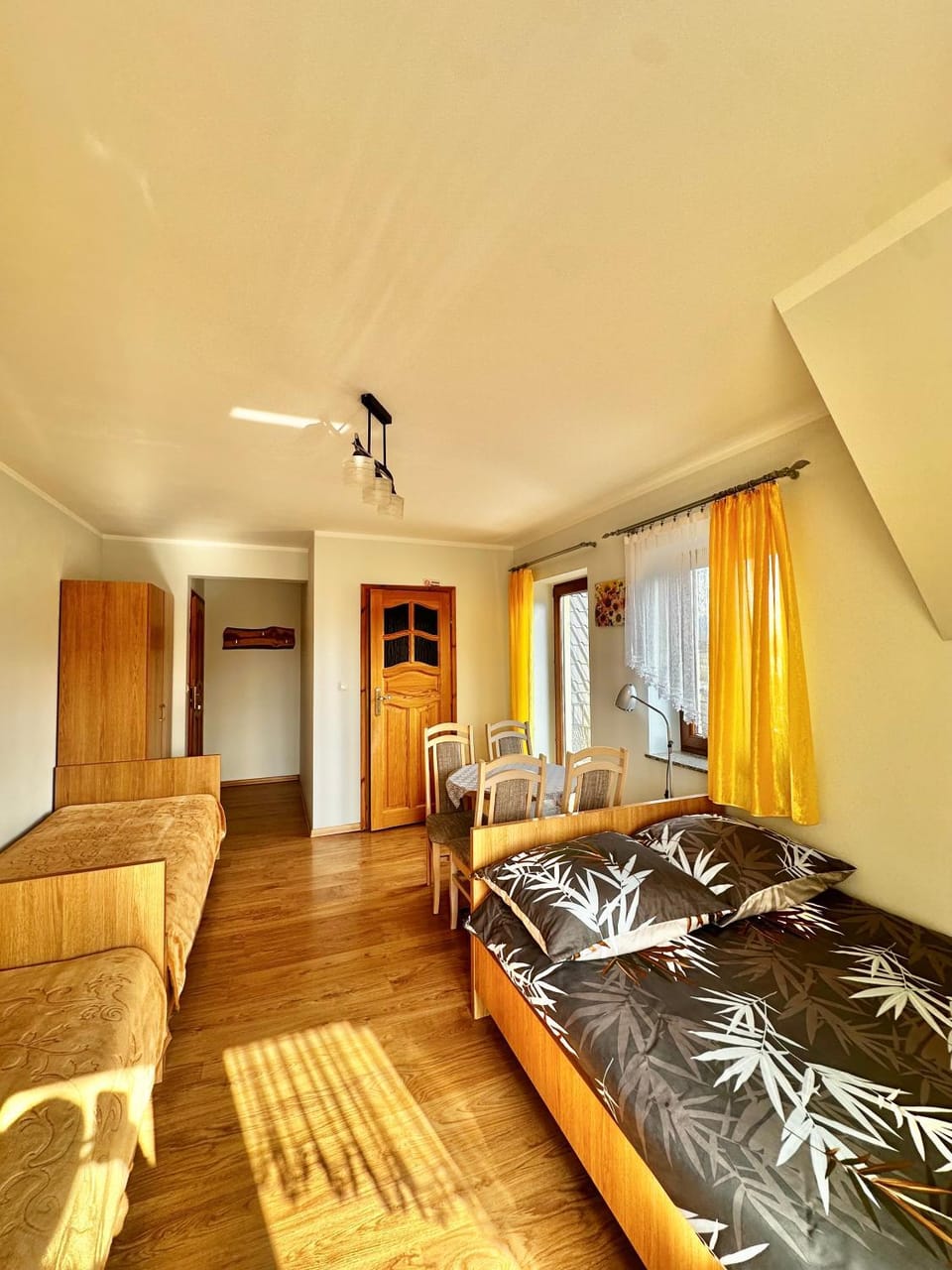 Bed, Photo of the whole room, Seating area, wardrobe