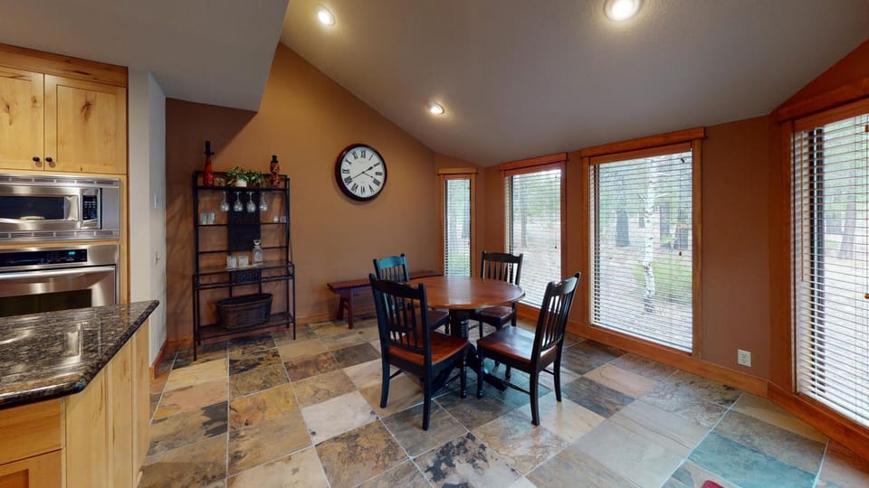 8 Wickiup Lane House in Sunriver