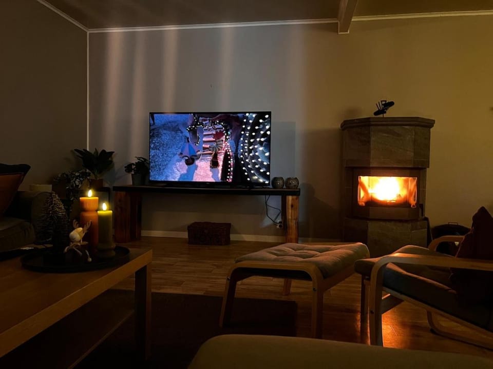 Vakantiehuis met boszicht op 2,5 hectare grond inclusief bedlinnen & schoonmaak House in Sweden