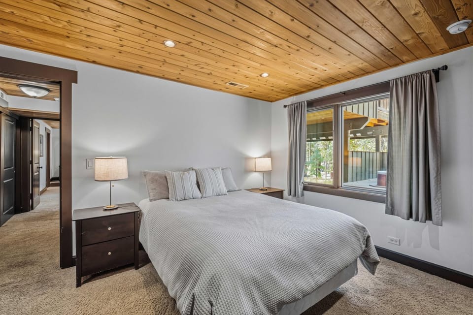 8 Quail Lane House in Sunriver