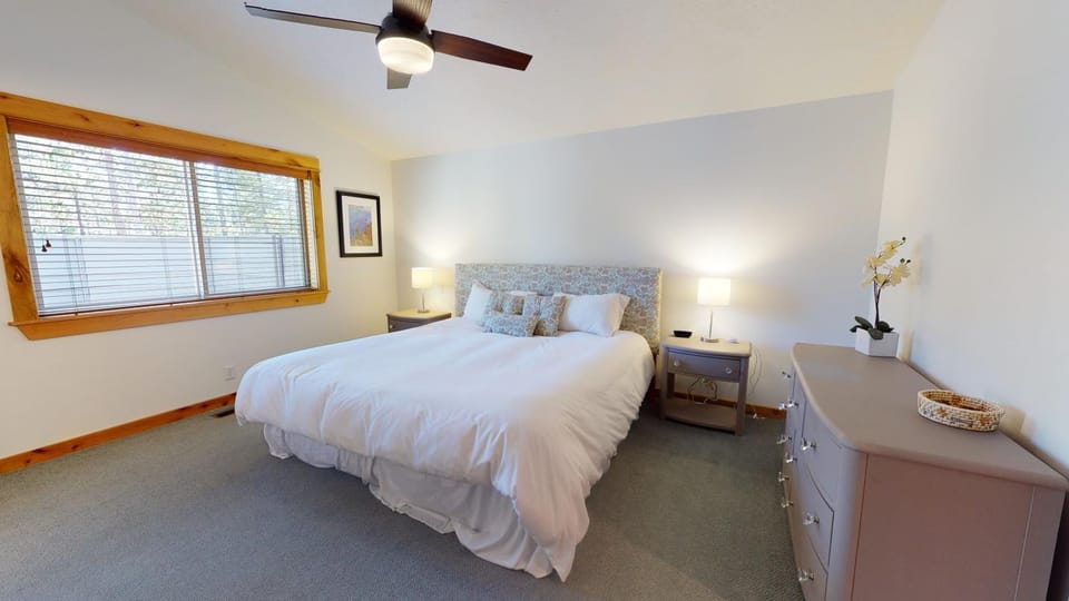 7 Yankee Mountain Lane House in Sunriver