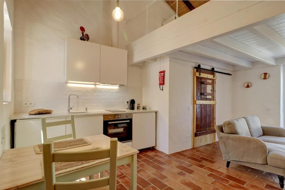 Laranjeira 26 by AlmaAlgarvia House in Loulé