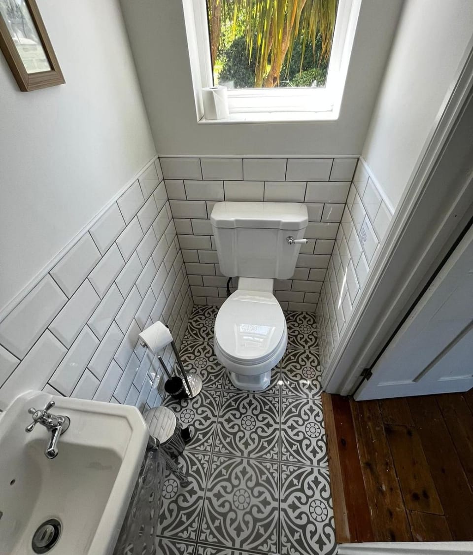 Toilet, Bathroom