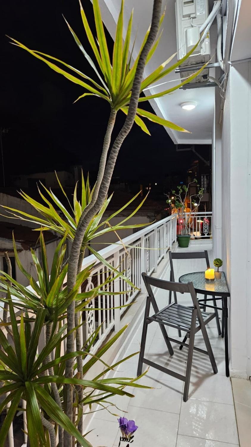 Night, View (from property/room), Balcony/Terrace, internet
