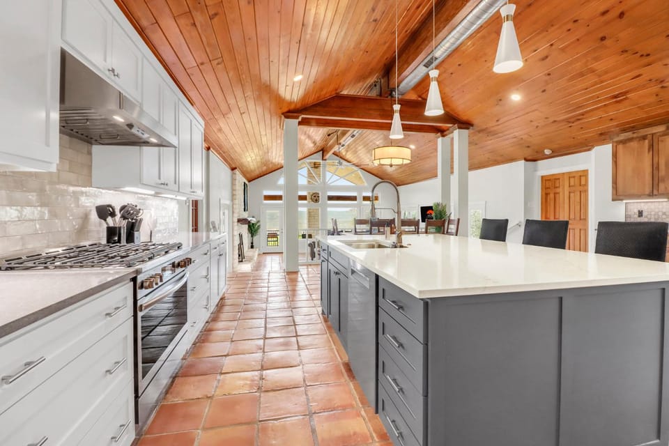 Endless Horizon House in Wimberley