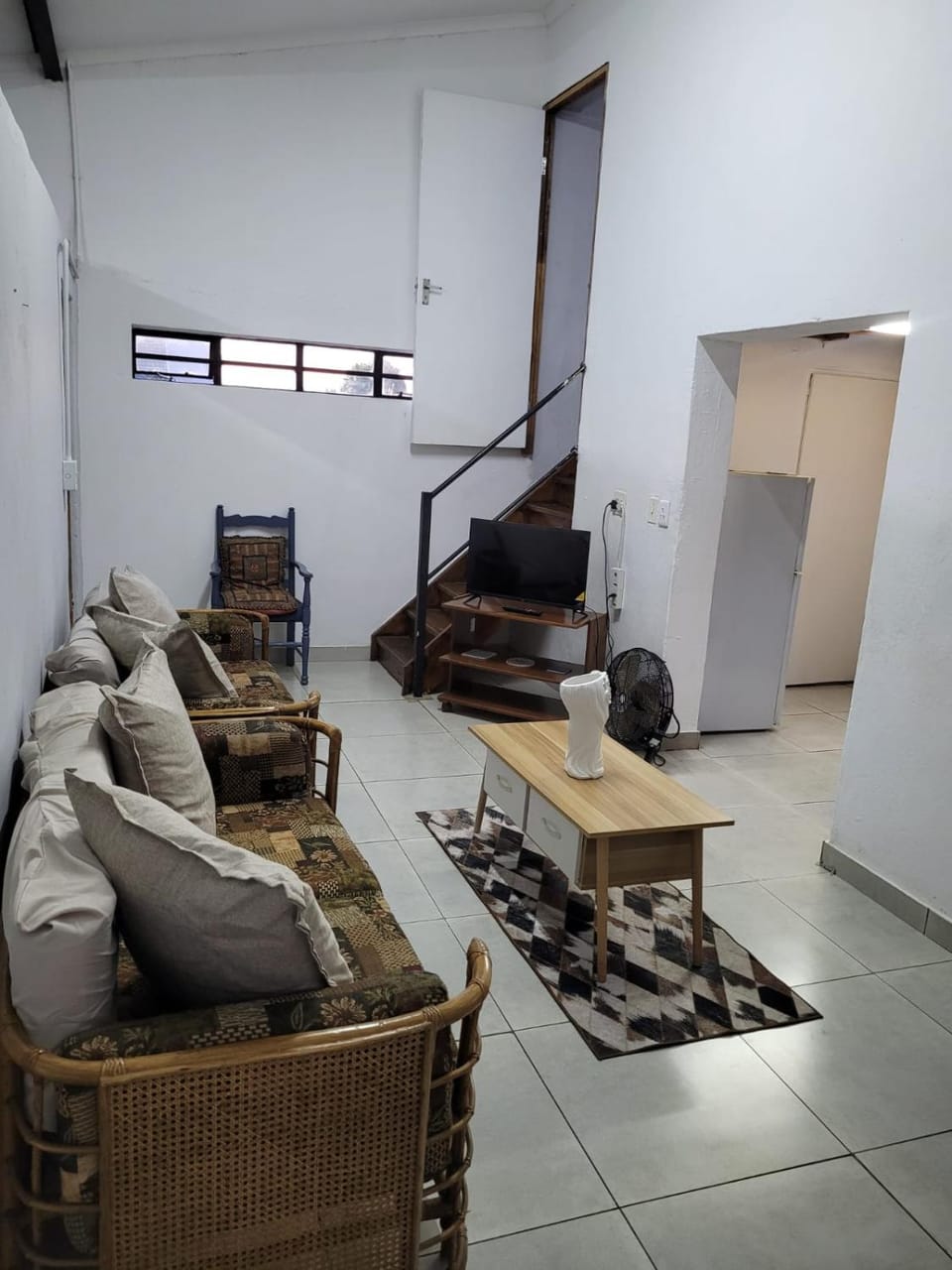 Dream Big Bougainvillea 2 bedroom cottage Apartment in Pretoria