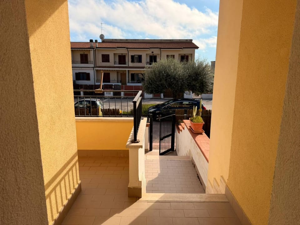 Property building, Balcony/Terrace
