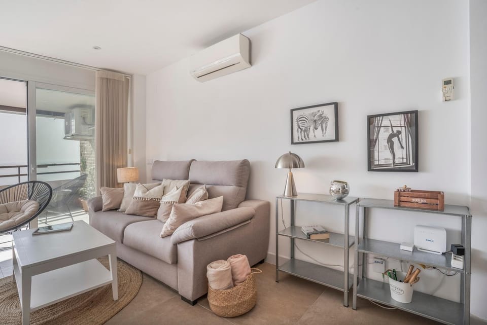 Charming Sea Views, Costa Tropical Apartment in Costa Tropical