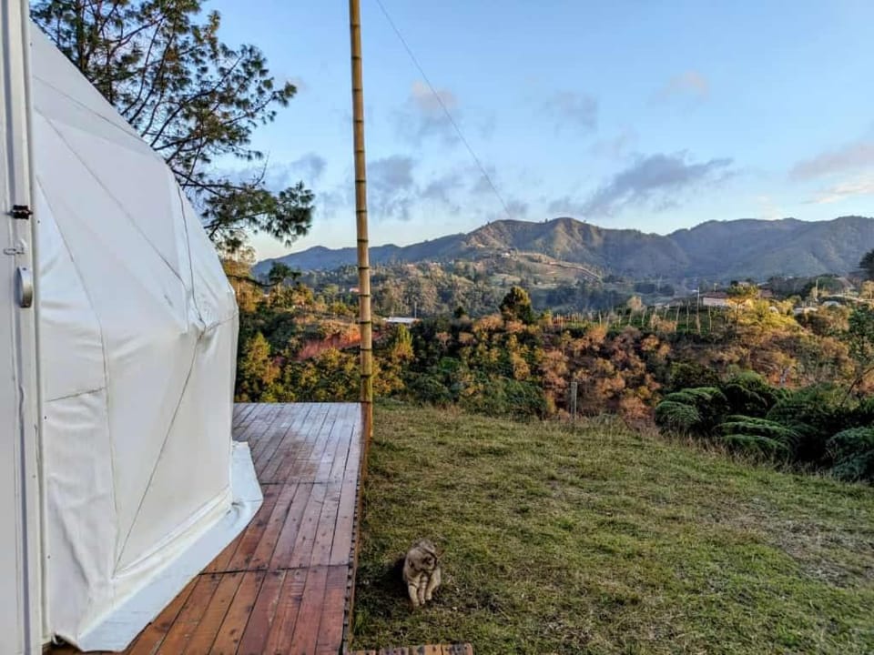 Celestial , glamping con vista a las montañas Apartment in Antioquia