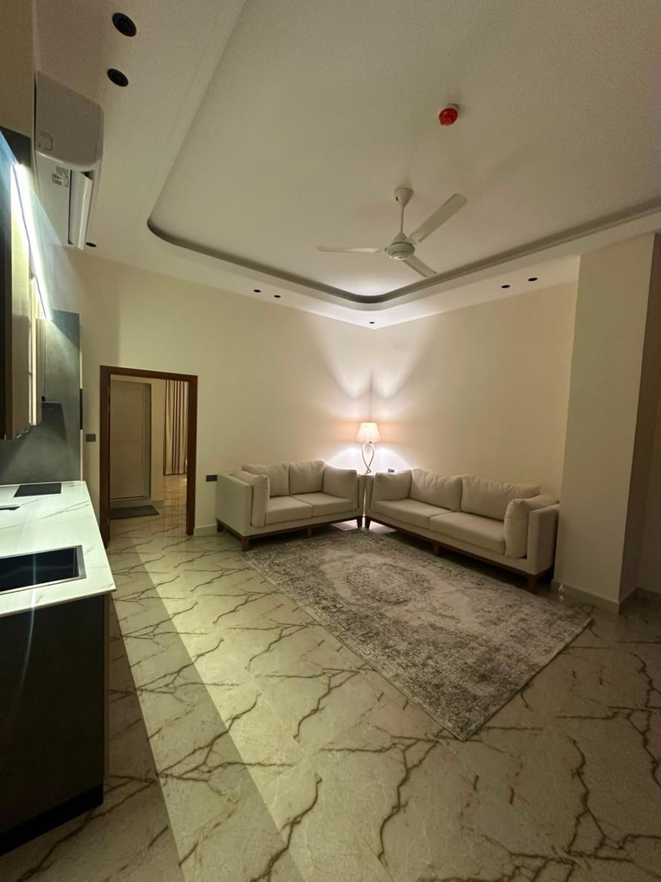 Living room, Seating area