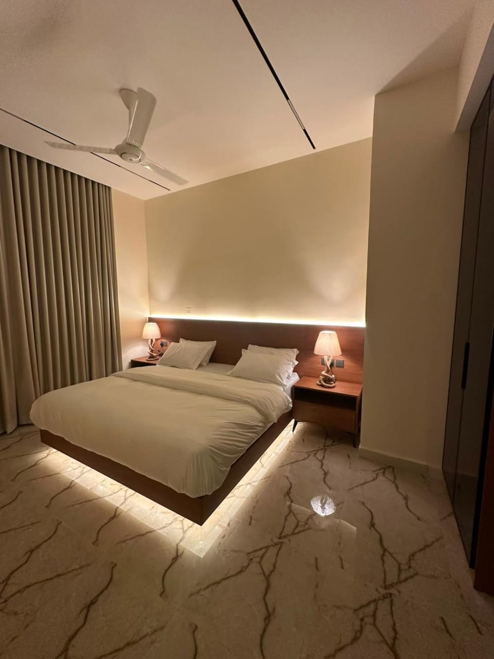Bed, Photo of the whole room, Bedroom, wardrobe