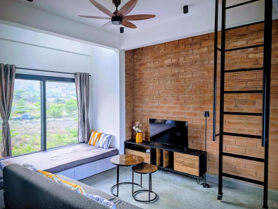 Living room, Mountain view