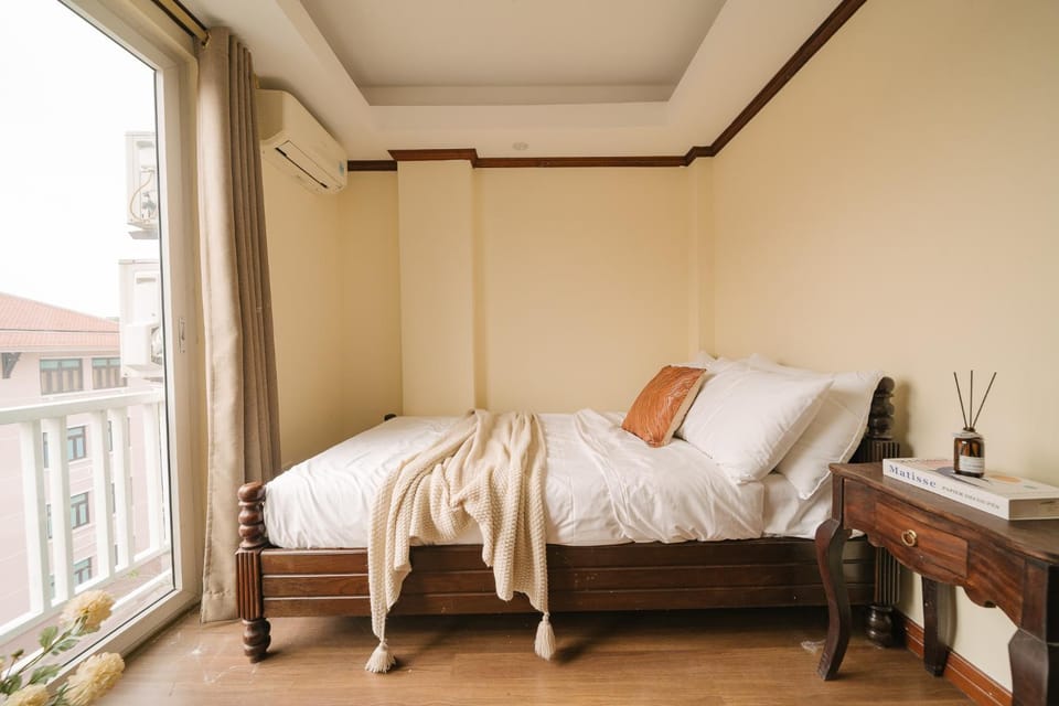 Bed, Photo of the whole room