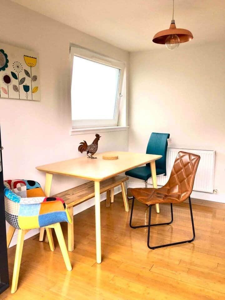 Bright and Modern West End Apartment with free parking Apartment in Glasgow