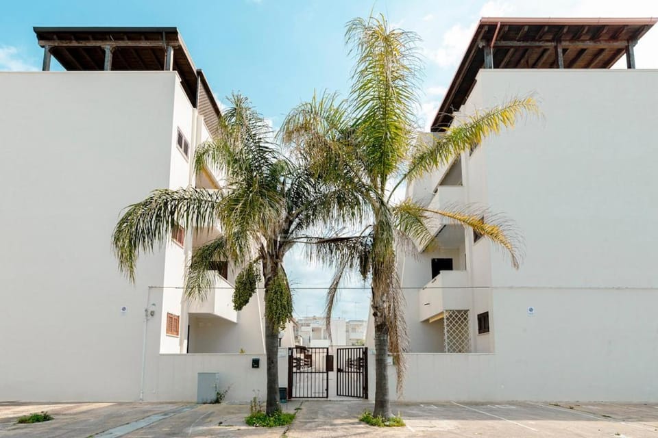 Living Wood Apartment in Porto Cesareo