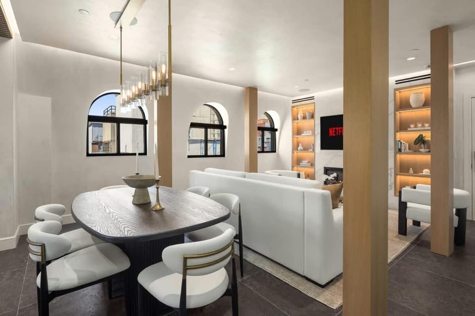 Midtown Penthouse with Empire State Views in NYC Apartment in Midtown