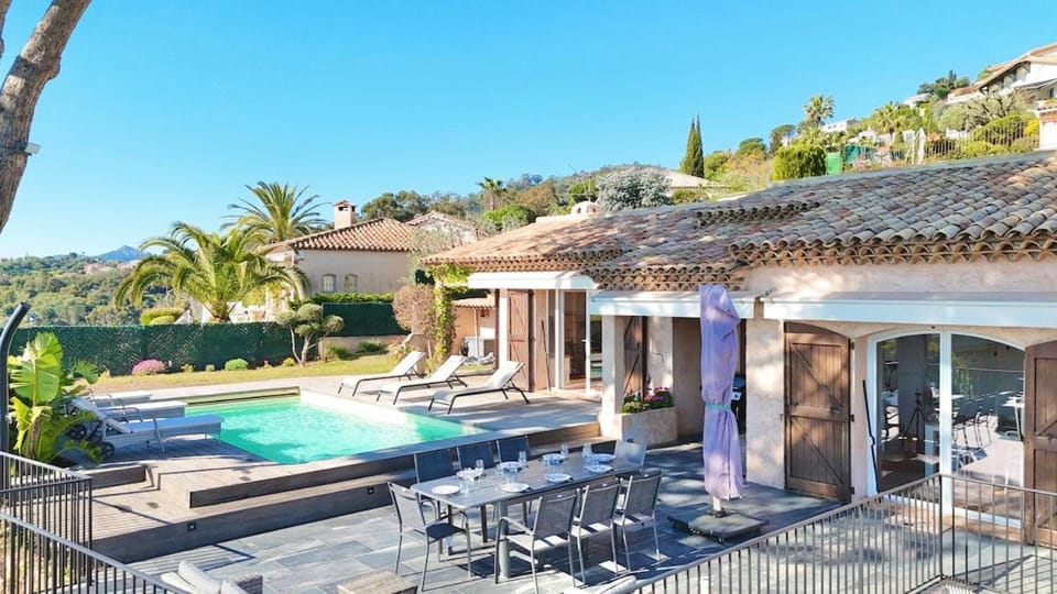 Villa Baia - Luxury House Seaview Near Cannes Pool Villa in Mandelieu-La Napoule
