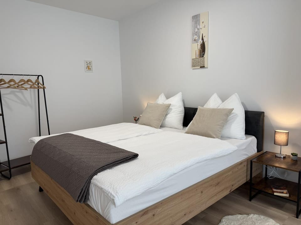 Bed, Bedroom