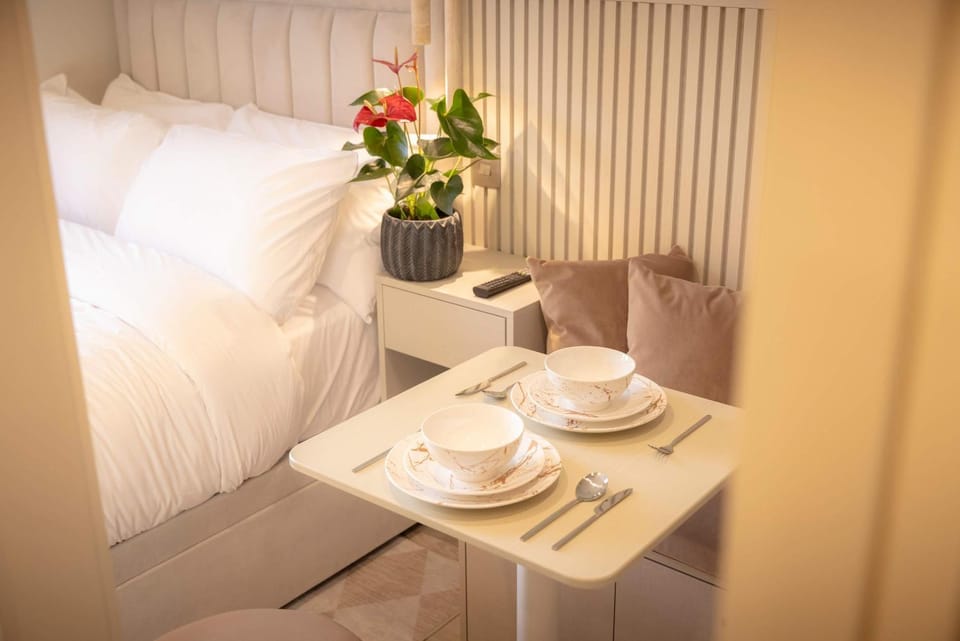 Dining area, Bedroom