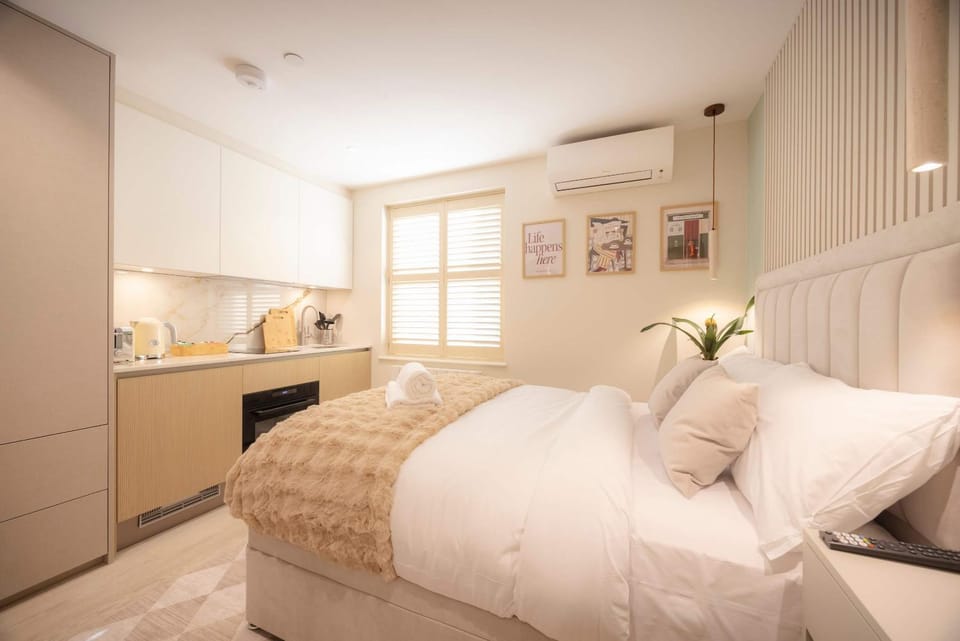 Kitchen or kitchenette, Photo of the whole room