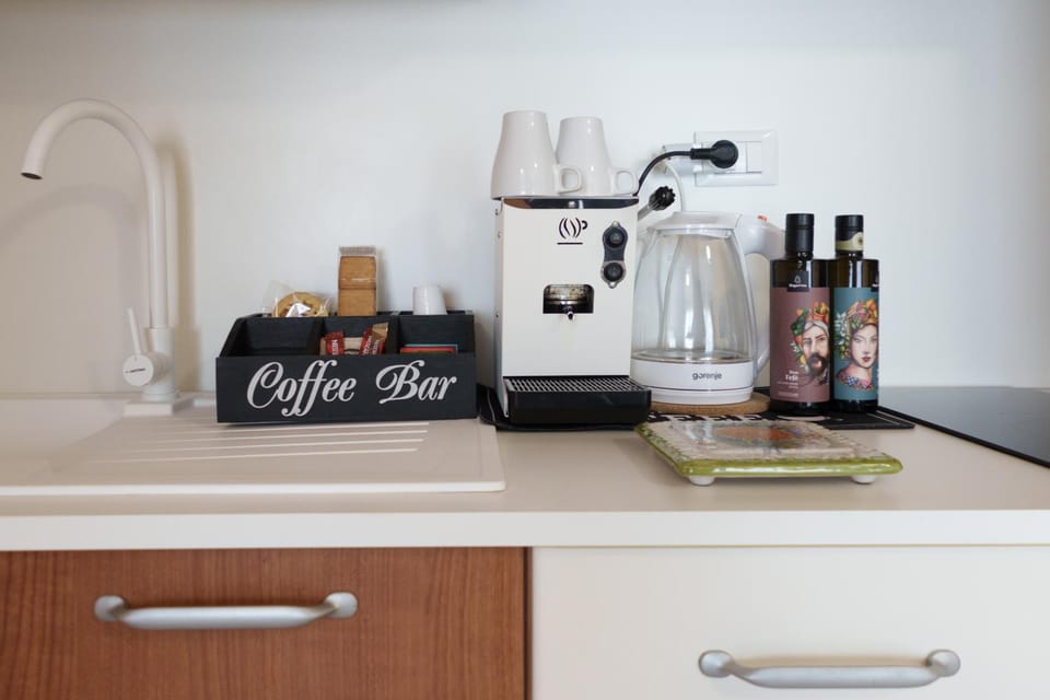 Coffee/tea facilities
