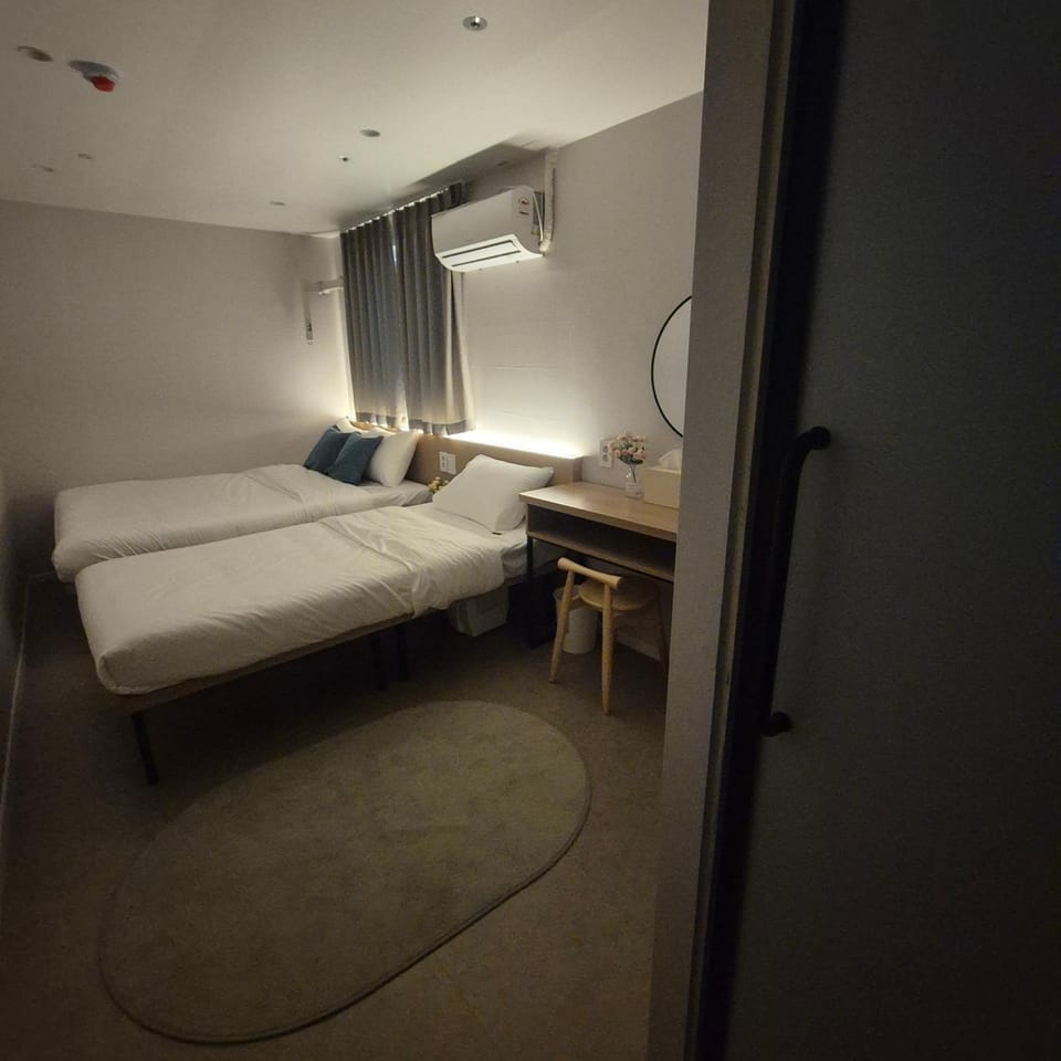 Nana HOSTEL jonggak Hostel in Seoul