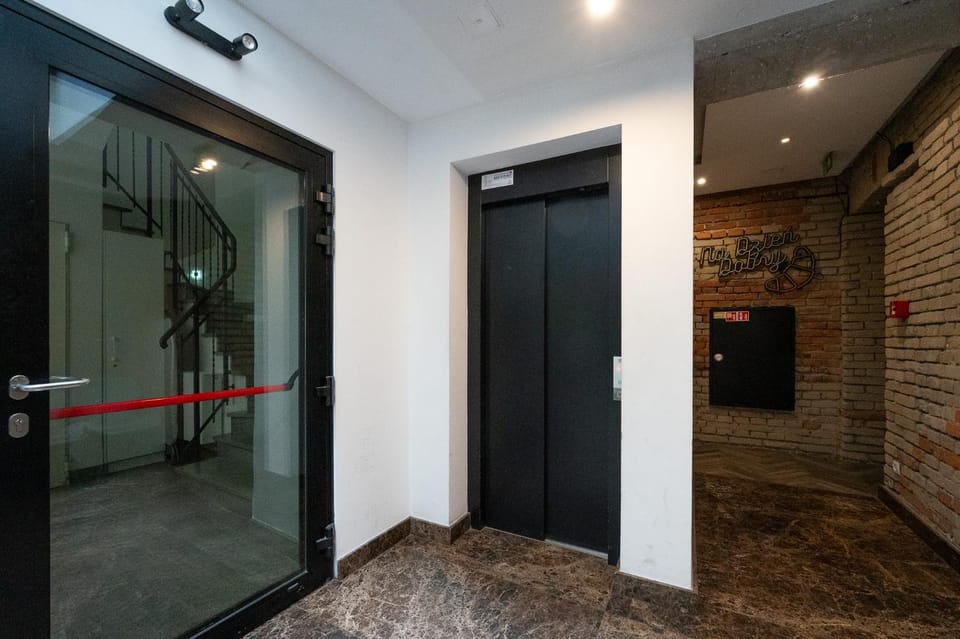 elevator