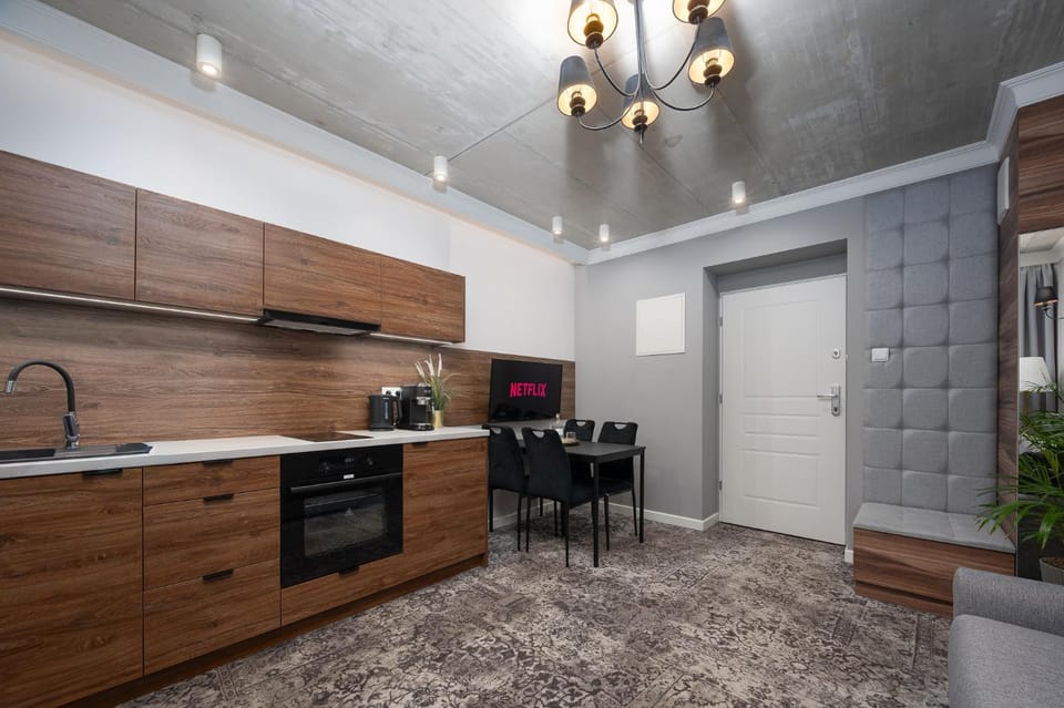 Kitchen or kitchenette, oven, stove