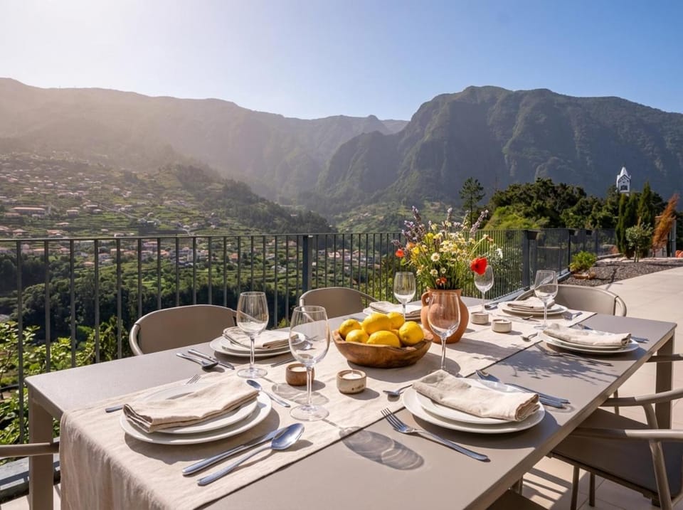 Girona 360, By OP Villa in Madeira District