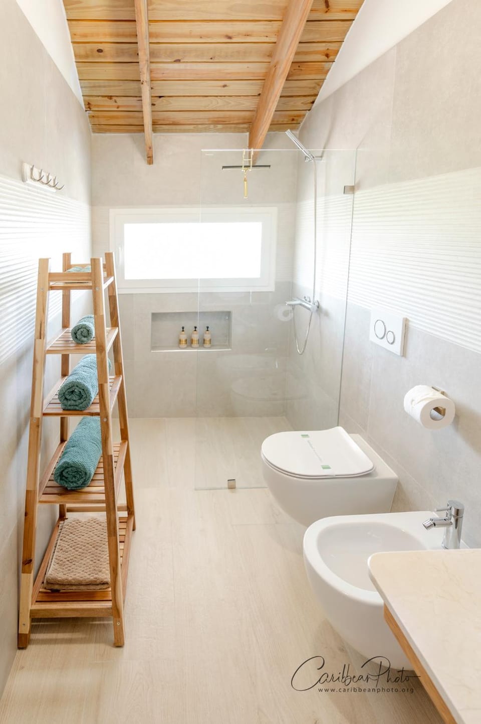 Nekkar 304 Spacious 122m Luxury Penthouse Apartment in Dominicus