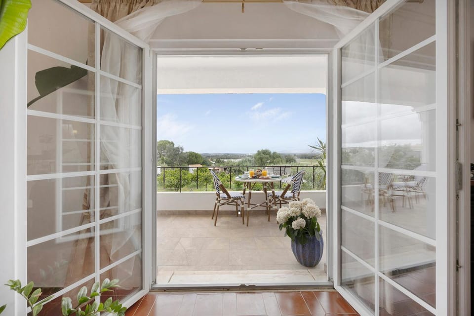 Encanto dos Montes Bed and Breakfast in Alvor
