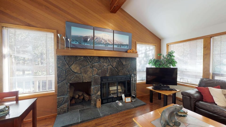 12 Nine Iron Lane House in Sunriver