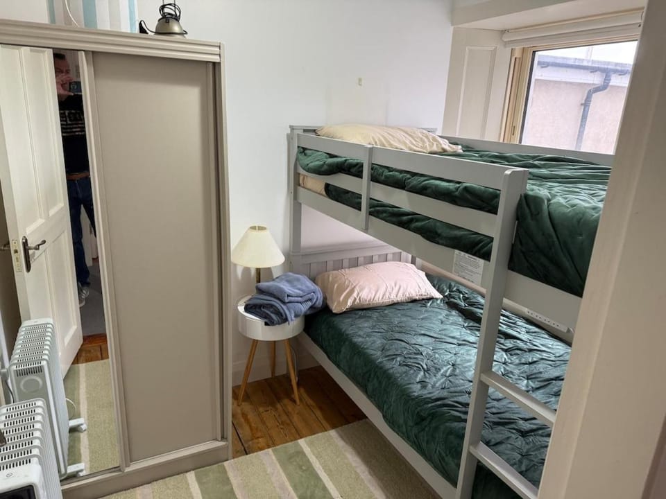 Historic house in Ennis 15 minutes from Shannon House in Ennis