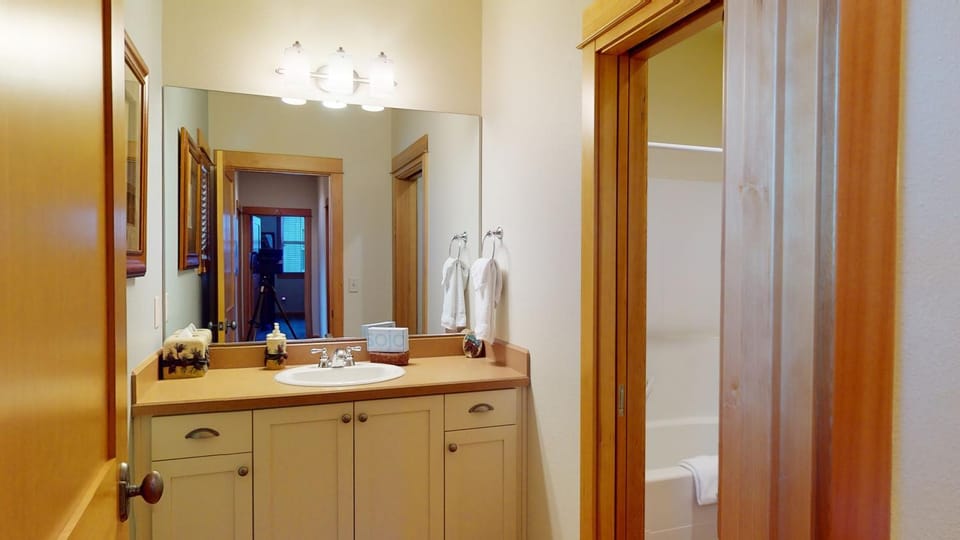10 Fremont Crossing House in Sunriver